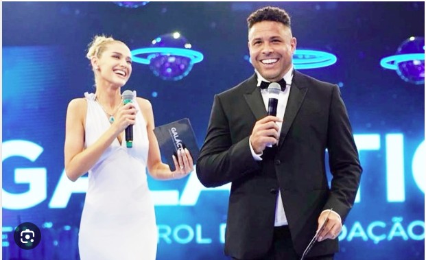 Ronaldo "béo" vừa là nhà đầu tư, vừa là 1 tay chơi khét tiếng 